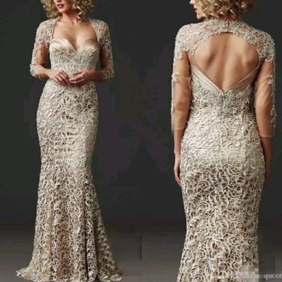 Mother of the bride lace gown - Picture 5 of 5